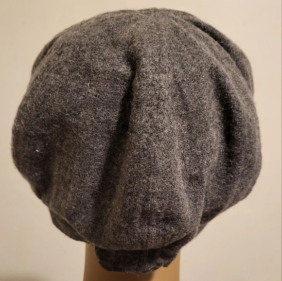 Women's Grey Cabbie Hat - Picture 2 of 7